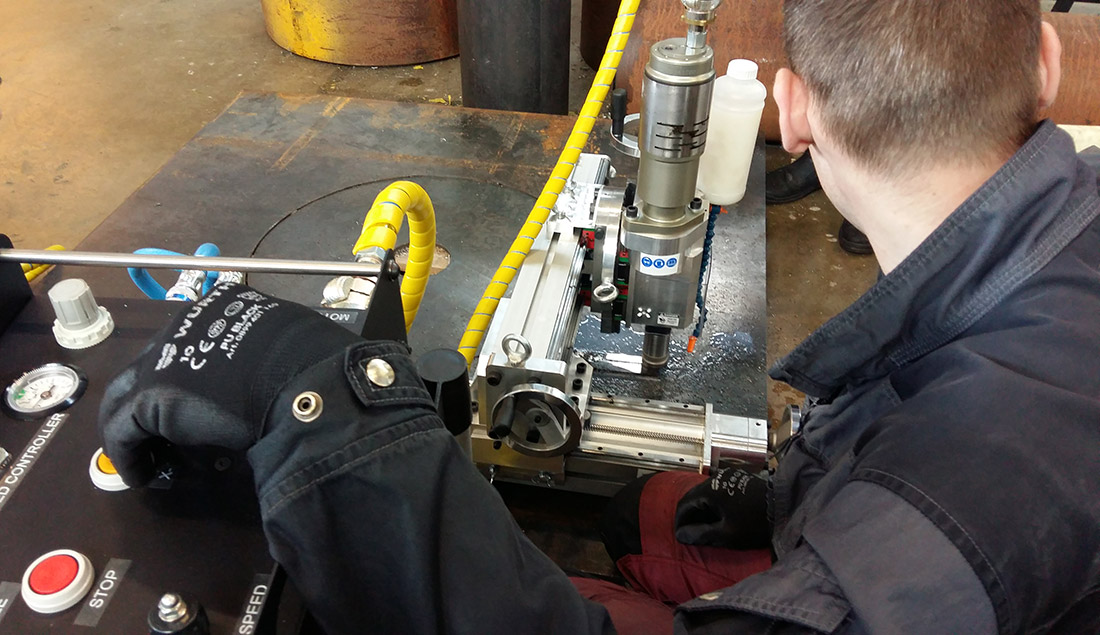 Normaco Portable Milling Machine in use